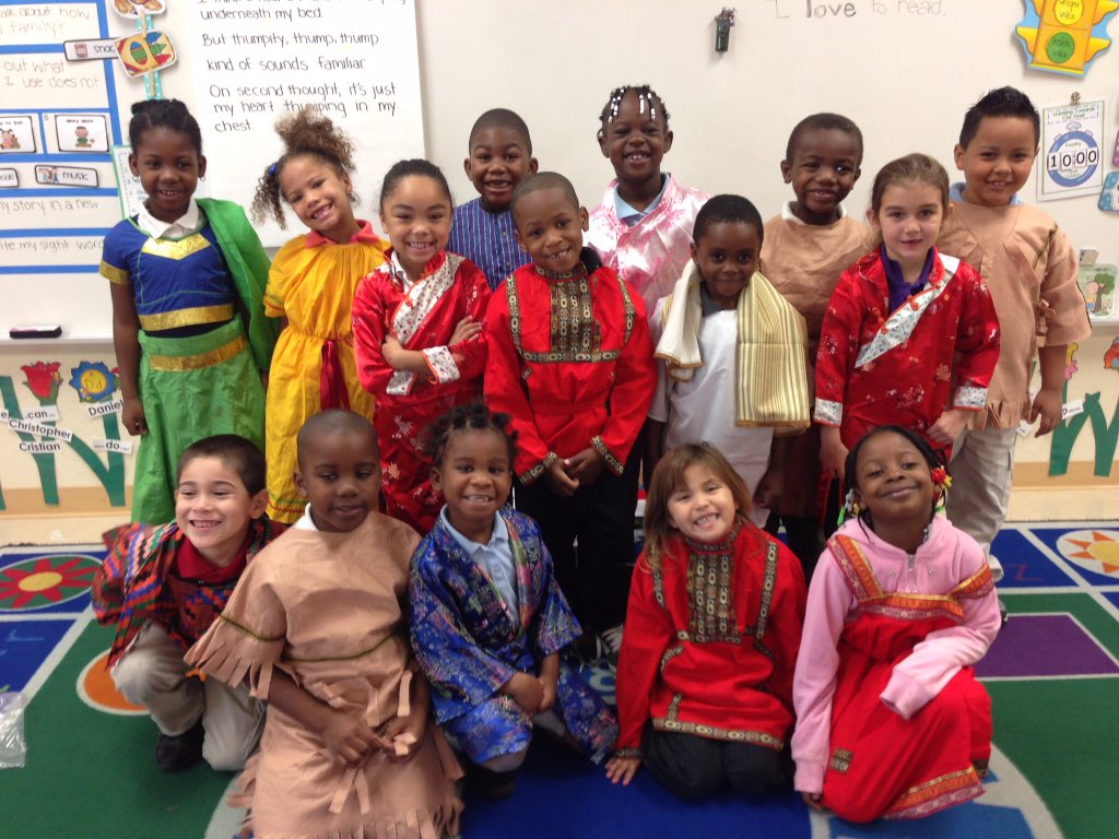 APatel727's tweet photo. Challenge Day 1/7: Everyday I select a picture from a day in the life of being an educator. Just pics, no explanations. That's 7 days, 7 photos, &amp; 7 nominations. 
Today I nominate birthday girl  @KStern722 https://t.co/n2VqvKNAtw