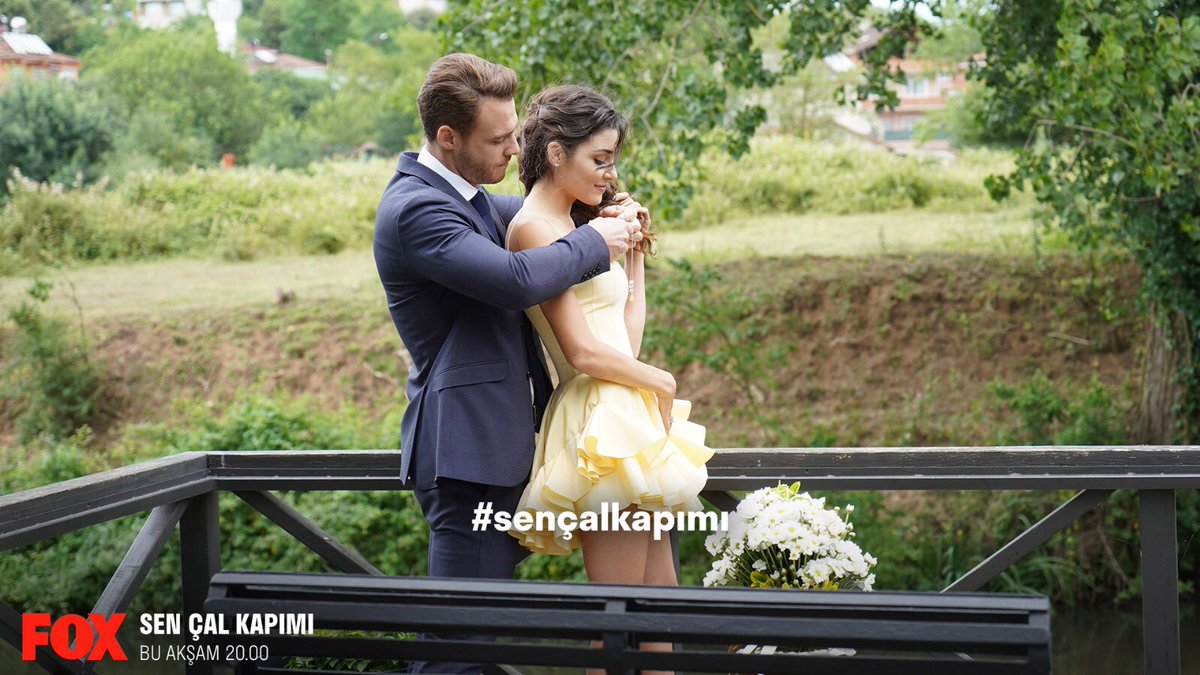 Nişan hazırlıkları tamam! Siz de hazırsanız #SenÇalKapımı başlıyooorrr!! 💍🎊🎉 @FOXTurkiye