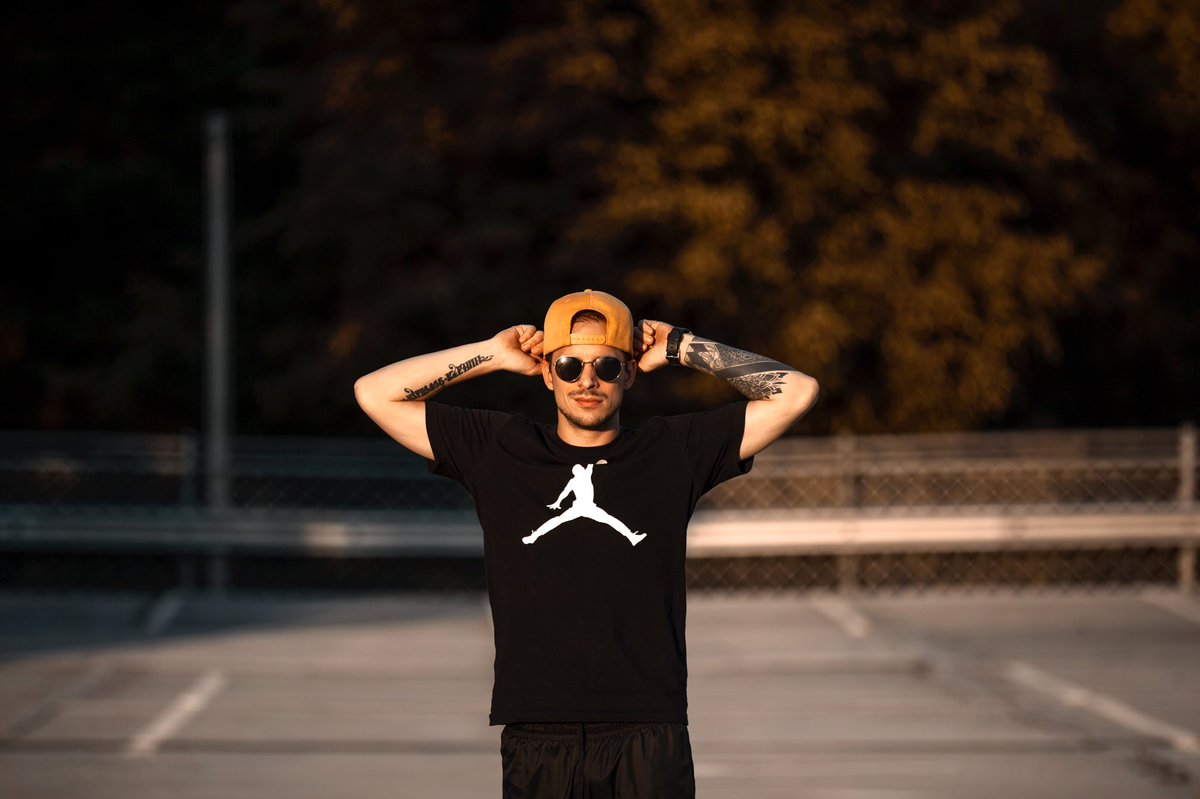 krstictv's tweet photo. #vladankrstic #urbangentelman #JUMPMAN https://t.co/8kvtJZ97SZ