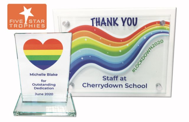 5_startrophies's tweet photo. Add some colour to your staff recognition awards! #rainbow #awards #colourprint https://t.co/RbmLe2dtaV
