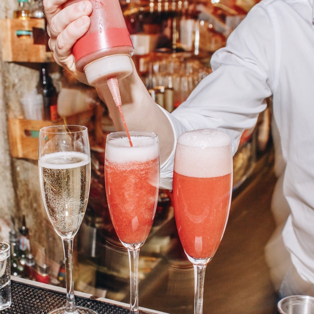 HAPPY ‘HOUR’
£5 cocktails / Wednesday - Friday / 5 - 7 
.
Honestly if someone could come up with a better term for a happy hour that is longer than an hour we’d be eternally grateful, happy hours sounds strange and happy time is a lot worse...
.
#kelseyhouse #beckenham