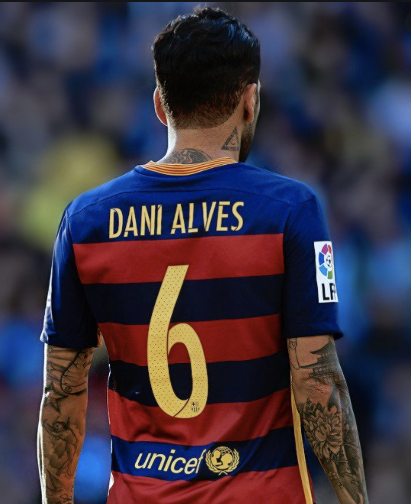 dani alves jersey number