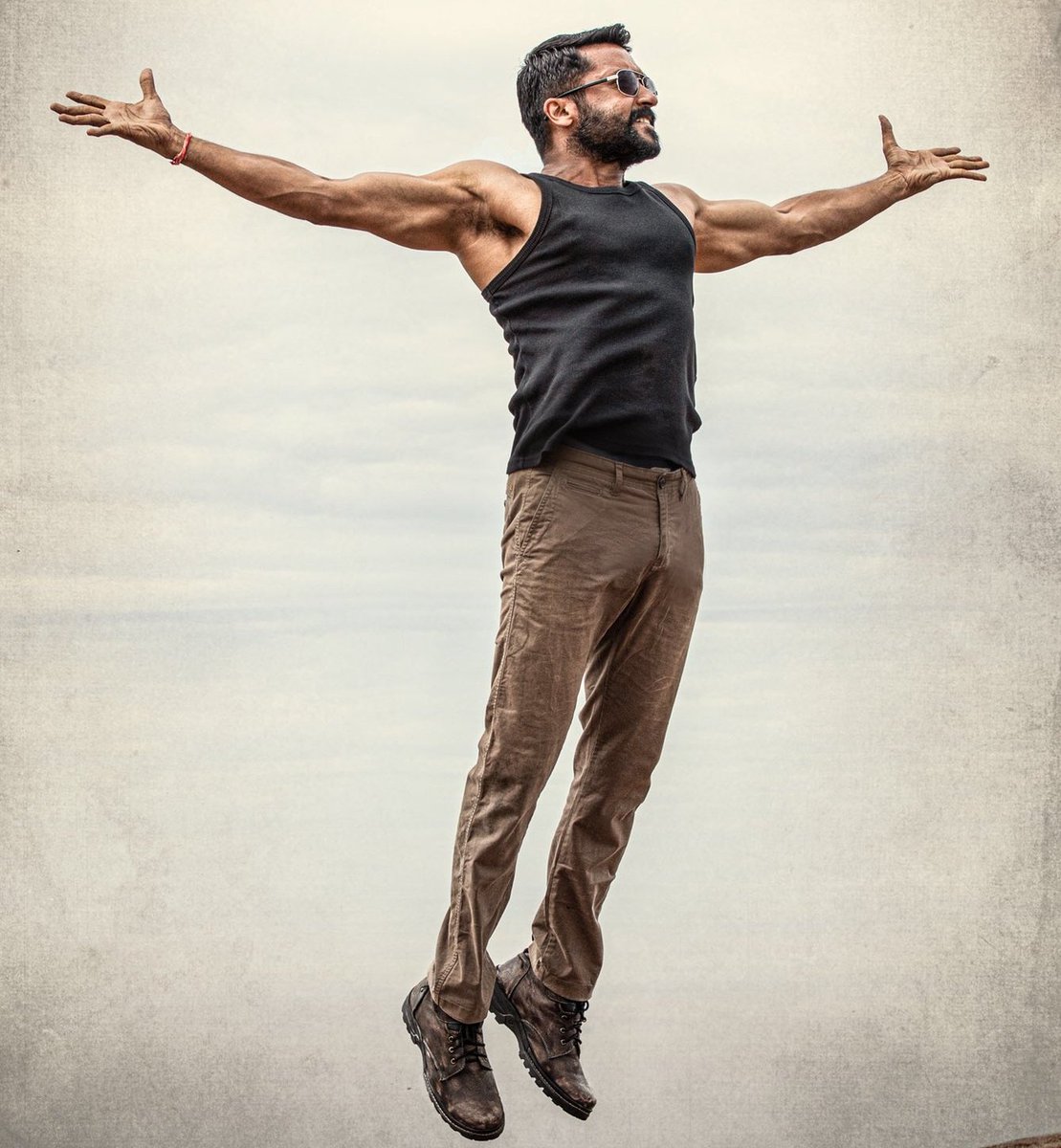 Gvprakash_FP's tweet photo. #Announcement :
Hi everyone.There will be a special poster design and tag for @Suriya_offl sir's Bday from our side(GVians) and it will be out at 9am tomo.🥳🤗❤

#HappyBirthdaySuriya 
#SooraraiPottru #KaattuPayale https://t.co/9Z85JRbVxn