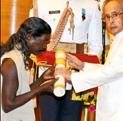 footwears too.He received the Padma Shri award from the president last year. Twenty years ago, he would not have been able to write a poem but now his verses are going to be pa the syllabus for students at Odisha's Sambalpur University. Ironically, he never completed schooling