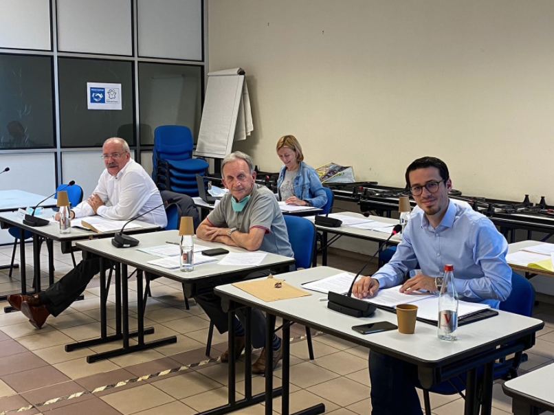 Douaisis_Agglo's tweet photo. #election | Hier soir avait lieu l'élection du nouveau président de Douaisis Tourisme et c'est François Guiffard, vice-président au tourisme au sein de l'agglomération, qui a été élu à l'unanimité.

Souhaitons lui de continuer à faire rayonner notre beau Douaisis. https://t.co/wiPIQM18Ik