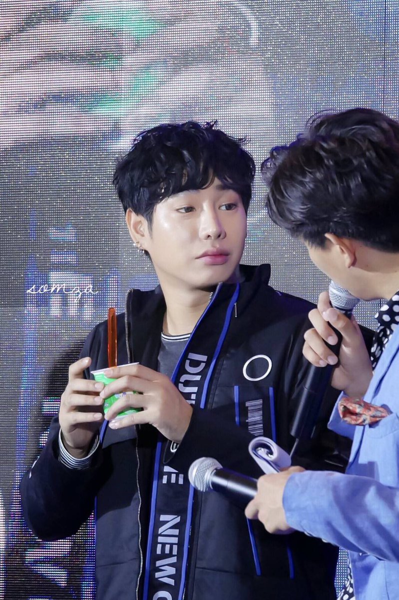 kljs_home's tweet photo. #เปลี่ยนทุกความเศร้าเป็นต้าวพิค
อันนี้ค่อยดูเหมาะกับเราหน่อย ให้ปารูปเร่าร้อน มันไม่ค่อยมี๊ 🤪🤪
#เป๊กผลิตโชค #PeckPalitchoke https://t.co/H5sdPVtCRB