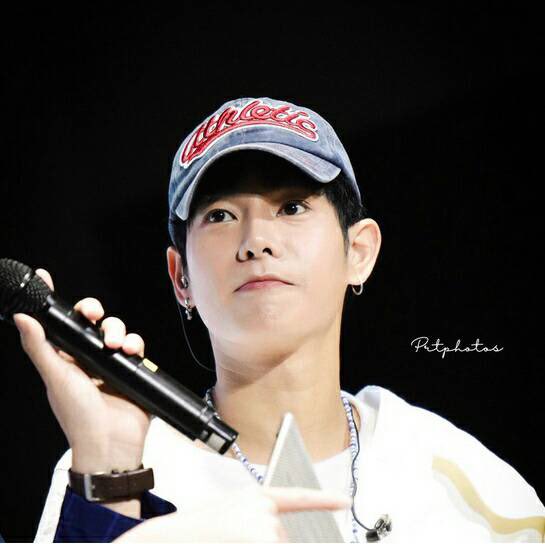 kljs_home's tweet photo. #เปลี่ยนทุกความเศร้าเป็นต้าวพิค
อันนี้ค่อยดูเหมาะกับเราหน่อย ให้ปารูปเร่าร้อน มันไม่ค่อยมี๊ 🤪🤪
#เป๊กผลิตโชค #PeckPalitchoke https://t.co/H5sdPVtCRB