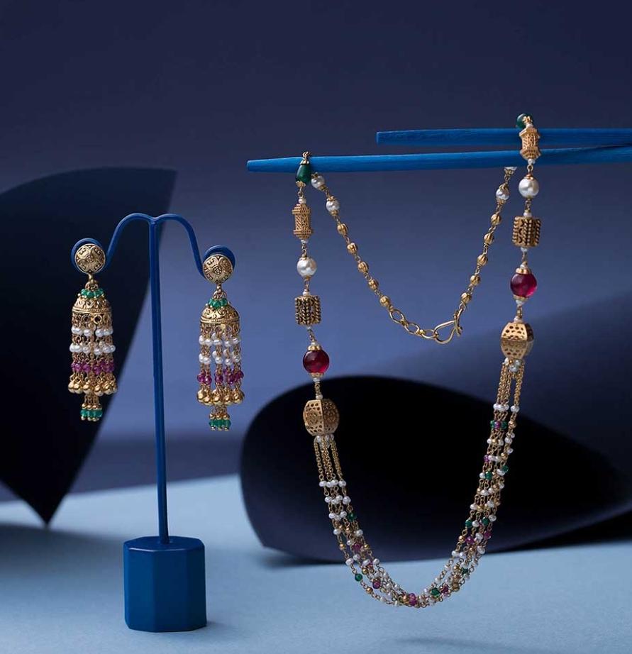 kanika_jewels's tweet photo. 22K Pearl Jewellery Necklace set / Antique Jewellery
#pearl #jewelry #necklace #necklaceset #antque #jewellery #kaniakjewels #indiranagar #bangalore https://t.co/7Iza9UaiTn