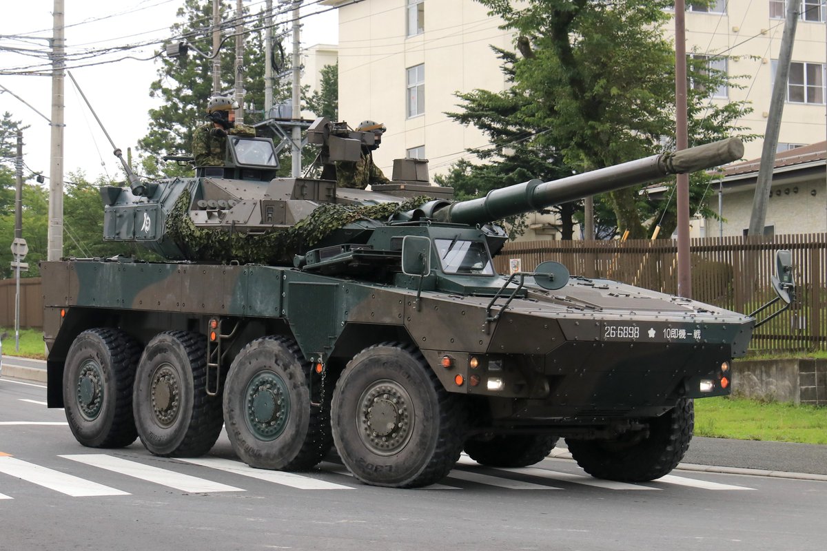 On Twitter 陸上自衛隊 第10即応機動連隊 16式機動戦闘車 第10即機連の16mcvが訓練のため 北海道から東富士演習場へやって来ました Https T Co Cgdgwk03z2 Twitter