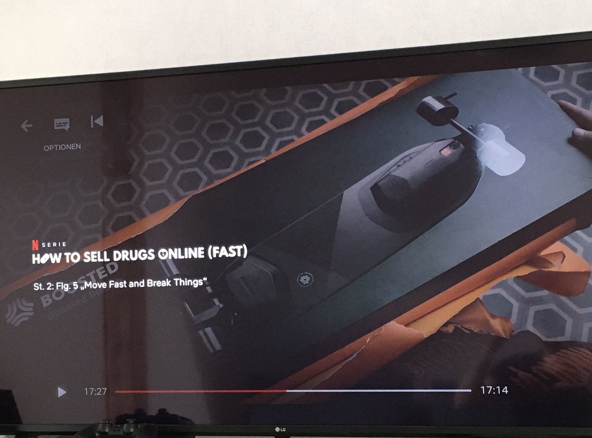 AlexNichtsOder's tweet photo. @daspodcastufo @stefantitze @Pommes_Ruppel Schön zu sehen, dass es nun doch kein Fehlkauf war! #FehlkaufStefan #howtoselldrugsonlinefast https://t.co/Dbpl6O10NH