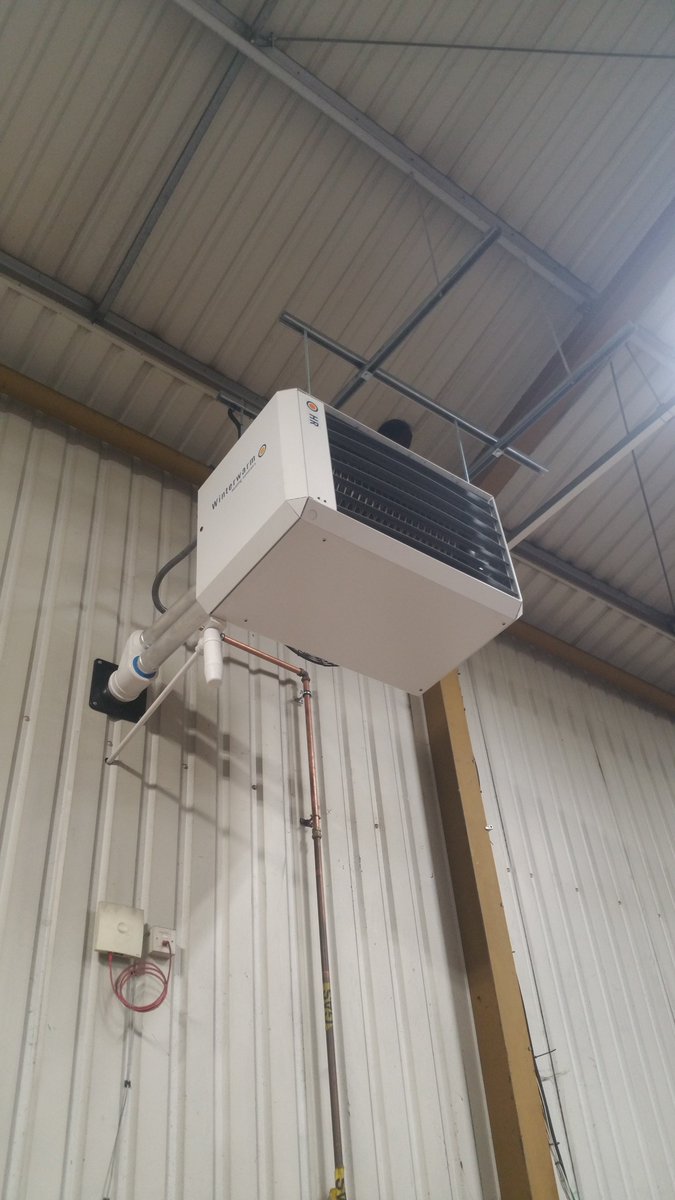 Industheat's tweet photo. Installed another #condensing unit #heater 50kW 
@WinterWarmUK HR50 in #Gillingham. These #highefficiency #condensing heaters can give #commercial #buildings up to 25% in #Energysavings. They are supplied with #Modulating #Burners &amp; #stainlesssteel #heatexchangers https://t.co/dyYyOqyU9z