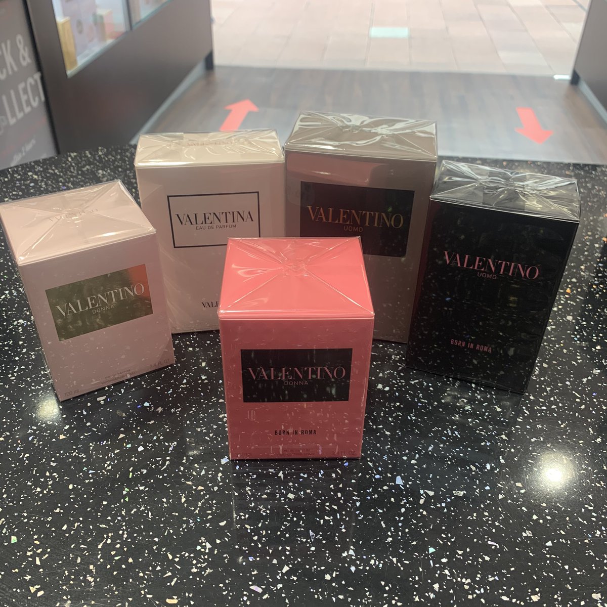 tpsbootle108's tweet photo. The Perfume Shop Bootle New Strand are proud to say that we are now stocking the Valentino range. Pop in store today to smell these unbelievable fragrances!! @TPSPeople @NatalieFrench5 #Valentino https://t.co/jMu7pshdGR