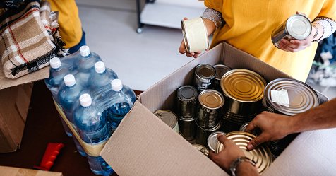 FultonBank's tweet photo. Please join us to help fight the current hunger crisis. We’ve partnered with 8 community food banks who need donations. https://t.co/vFKhJ7n0I5 #FultonForward https://t.co/Lev2Z4JDd2