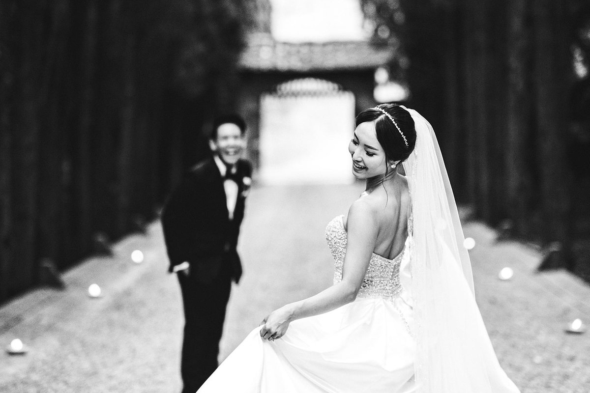 gabrielefani's tweet photo. If you’re about to get married in Italy, gift yourself with the most emotional engagement and wedding photos to treasure forever #CastelloIlPalagio #CastelloIlPalagioWedding #WeddingTuscany #WeddingCountryside #WeddingChianti #CastleWedding https://t.co/EGd02t4Bbd https://t.co/aDKhcKsIQ1