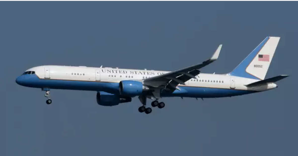 The C-32 is used to transport the vice president primarily, but also the first lady, and Cabinet and Congress members. The plane is typically referred to as "Air Force Two."