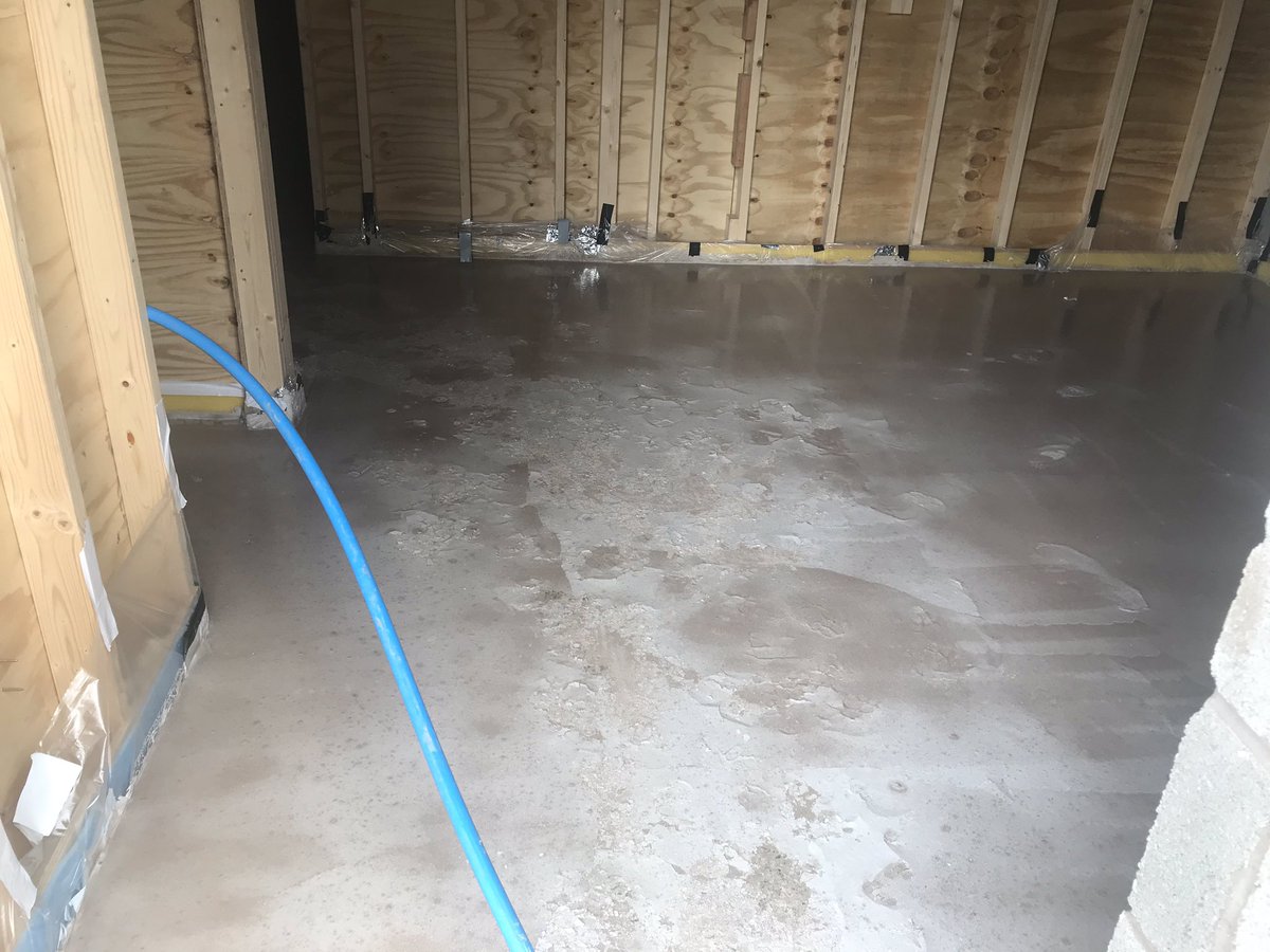 4102Lodge's tweet photo. #BuildingUpdate The screed floor now done, Electrician on site, and drainage works surging ahead. We also have the houses going ever upwards @WYFreemasons @gilkirke @UGLE_GrandLodge @810Lodge @Mawsis4 @Settlefremason1 @OlicanaLodge https://t.co/lsbrrhEmpw