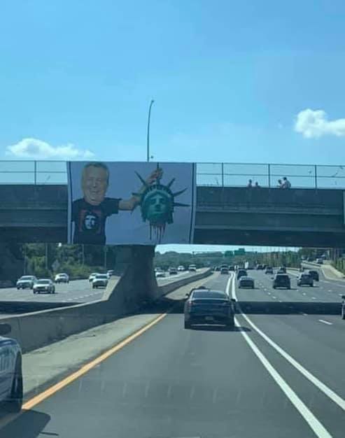 The best piece of art of I've seen <a href="/NYCMayor/">Mayor Eric Adams</a> of the biggest corrupt jerkoff of all time
