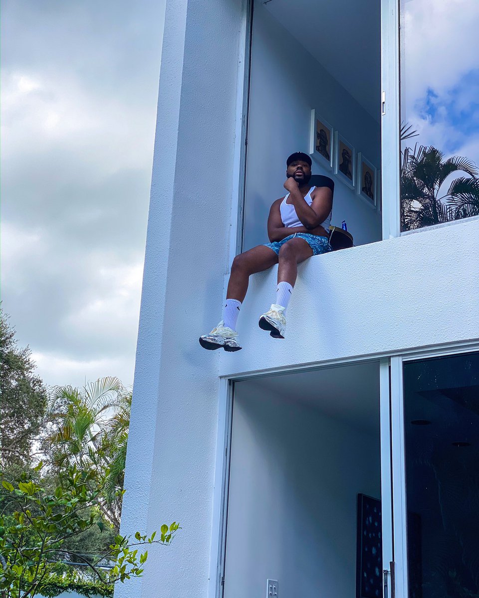 Keisean's tweet photo. A RANDOM ASS THREAD: Post your favorite b’day pictures... https://t.co/oF2BJXpyeA