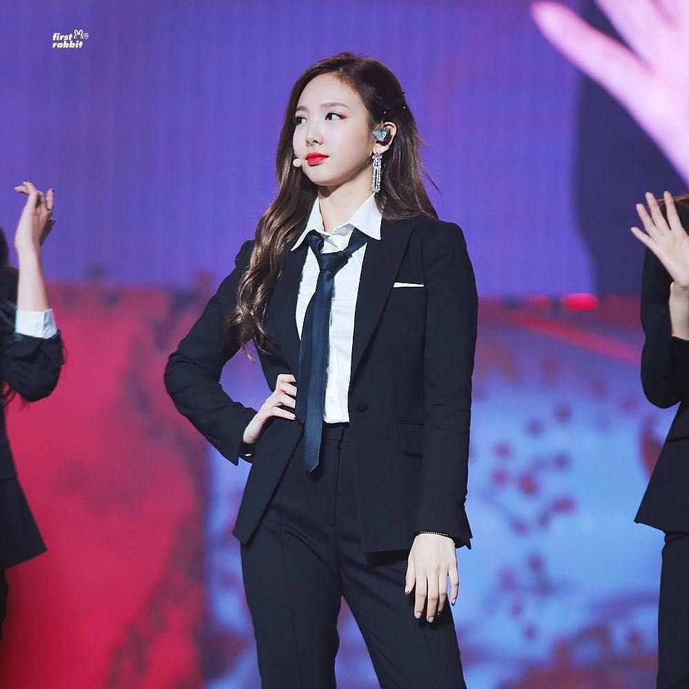 Im Nayeon-1st of the most wealthy amongst her friends-CEO of NYEntertainment-easy to fall especially if they are pretty or handsome.-afraid of commitment-met Jeongyeon in 4th year in highschool-has an alcoholic problem