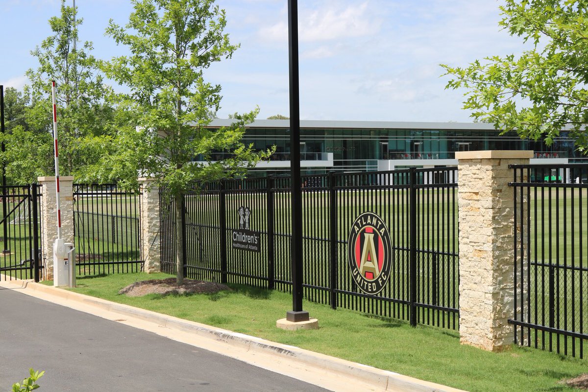 TuscoInc's tweet photo. Ornamental fencing and gates are a perfect solution for sites where the need of perimeter security need not come at the cost of aesthetic beauty. Crash rated and anti-climb ornamental fencing is also available for sensitive facilities. 

#tuscoinc #perimetersecurity #ornamental https://t.co/BS1PcfyFIL