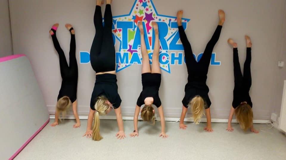 Anyone else feel like #coronavirus has flipped their world upside down?! Can’t wait to be back in the studio with these #Starz! #StarzDramaSchool #Performingarts #drama #seaham #chesterlestreet #northallerton