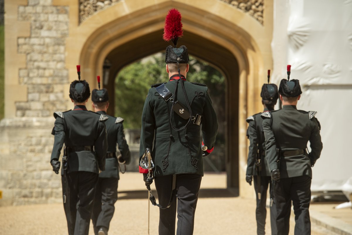 RoyalFamily's tweet image. The Duke was thanked for his 67 years of service and support to the Regiment, before the Buglers sounded the ‘No More Parades’ call, marking HRH’s final ceremony as The Rifles’ Colonel-in-Chief.