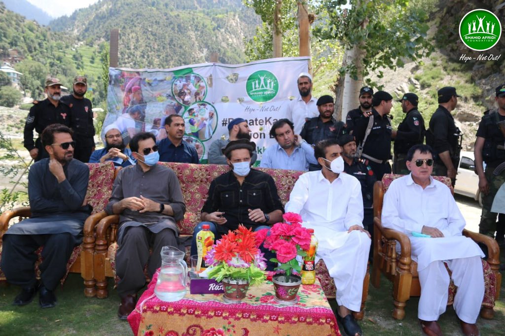 SAfridiOfficial's tweet photo. Inaugurated ground breaking ceremony of Labour Rooms &amp; allied facilities at #Patrak Cat D Hosp in Upper Dir. After discussing various issues w/ local community, #SAF vowed to provide water supply scheme as #WASH initiatives.
#SDG3 #SDG6 @PakistanSDGs @UNDP_Pakistan @SDGaction https://t.co/zAi5AcOuoH