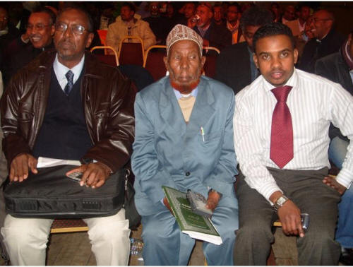 The Roots of Hate.The most influential two books in Somali history . A clan narrative passed as facts glorifying a certain clan as the essence of Sonali heroism while depicting the rival as traitors/pro British.In a series of short tweets will sift through facts vs fiction.