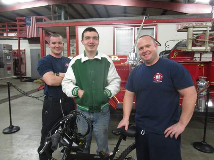 ICTfireactivity's tweet photo. A thank you to the @DHS_Panthers AFJROTC and the @derbyks Fire Rescue and Police Department and SCFD #1 for saving my life a few years back and shaped who I am today. https://t.co/GaU1O1oJWA
