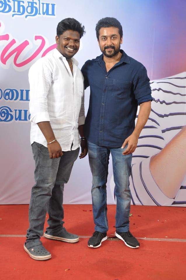 Hari_Socialist's tweet photo. • Our BOSS
• Our INSPIRATION
• Our MOTIVATION
• Our HAPPINESS
• Our Life 

@Suriya_offl 🤩❤️❤️

#HappyBirthdaySuriya

#SooraraiPottru https://t.co/Ax9cbZScxI