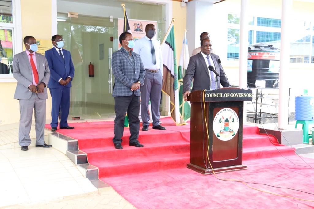 KenyaGovernors's tweet photo. In the last few days, we have seen an upward trajectory of COVID-19 cases with a new record high number of 688 positive cases reported on Saturday. So far 45 Counties have been affected by the pandemic. #COGPresser

#SODA2020 Thur, 23/7/2020 11:00am @KTNNewsKE
@K24Tv https://t.co/o85LhOb8t2