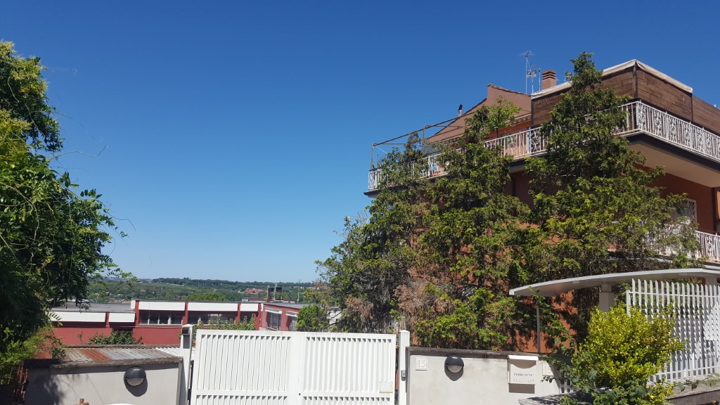 gruppomrcase's tweet photo. 📍 Settebagni / Marcigliana
Via Poggio a Caiano (adiacente Stazione Ferroviaria)

🏠 In vendita #attico rifinitissimo
▪️ 95 mq in palazzina di soli 2 piani con vista panoramica
▪️ € 239.000,00

PER TUTTI I DETTAGLI 👉 https://t.co/4h6XktiJuC
T. 06 3340000
https://t.co/RE25Tz7f9a https://t.co/s8Z5GLrOZy