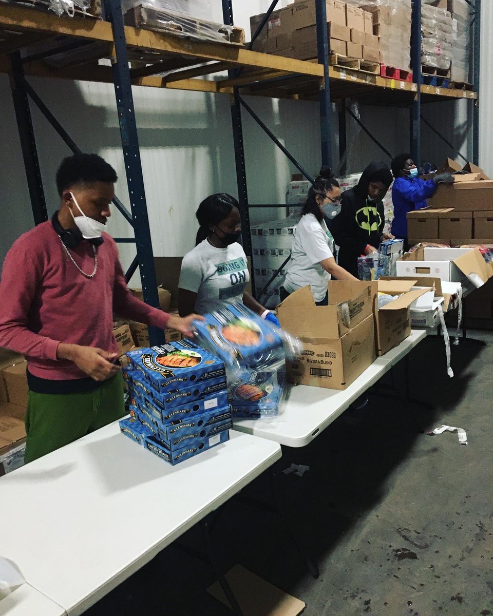 purposework4ce's tweet photo. We love working with amazing companies like Top Box  where our trainees get to have real on the job training daily! Here’s to team work and learning new skills! #chicagojobs #jobreadiness #chicagoyouth https://t.co/kO3F5ItrFl