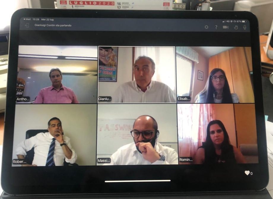 E' cominciato il webinar dedicato all'innovazione nei consumi e nella distribuzione organizzata. Il digitale come strumento abilitante per i retailer e GDO. Quali spazi e scenari per la #cooperazione di consumo?
register.gotowebinar.com/#register/4943…