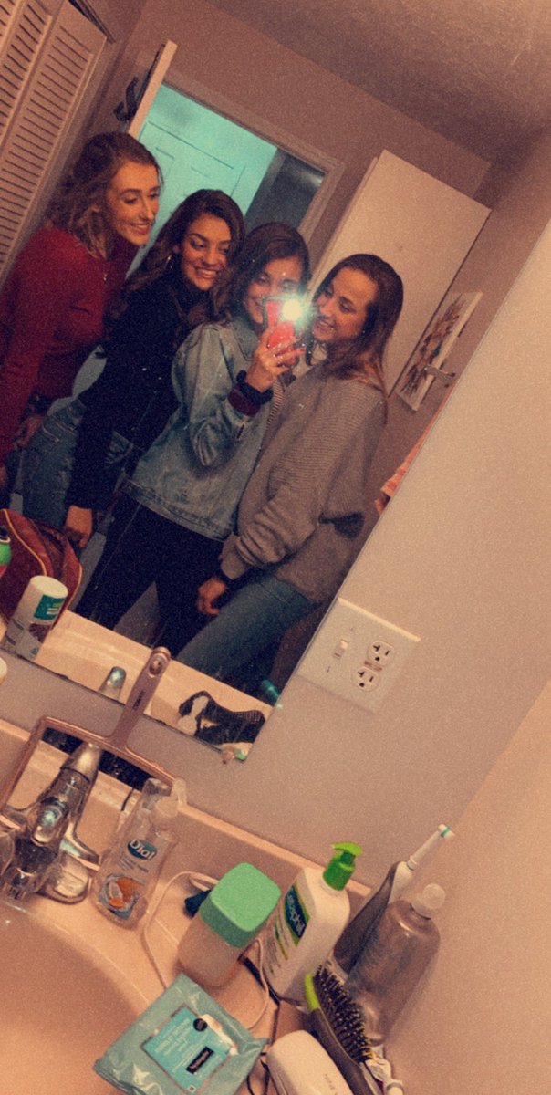 bradeewilz's tweet photo. happy birthday megs🥳 thanks for being such a great bestie🤍 thanks for always doing dumb things w/ me and making bacon at 2 am for me! i love and miss you 💙 https://t.co/s4OMAz8u4k