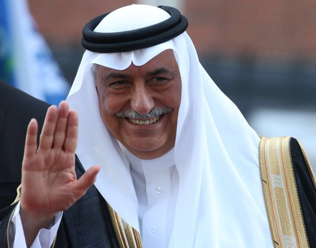 moviesaudi's tweet photo. حتى لو انك فاسد نبيك عادي 
.
 #وزير_الماليه https://t.co/DQH5EKHMUB