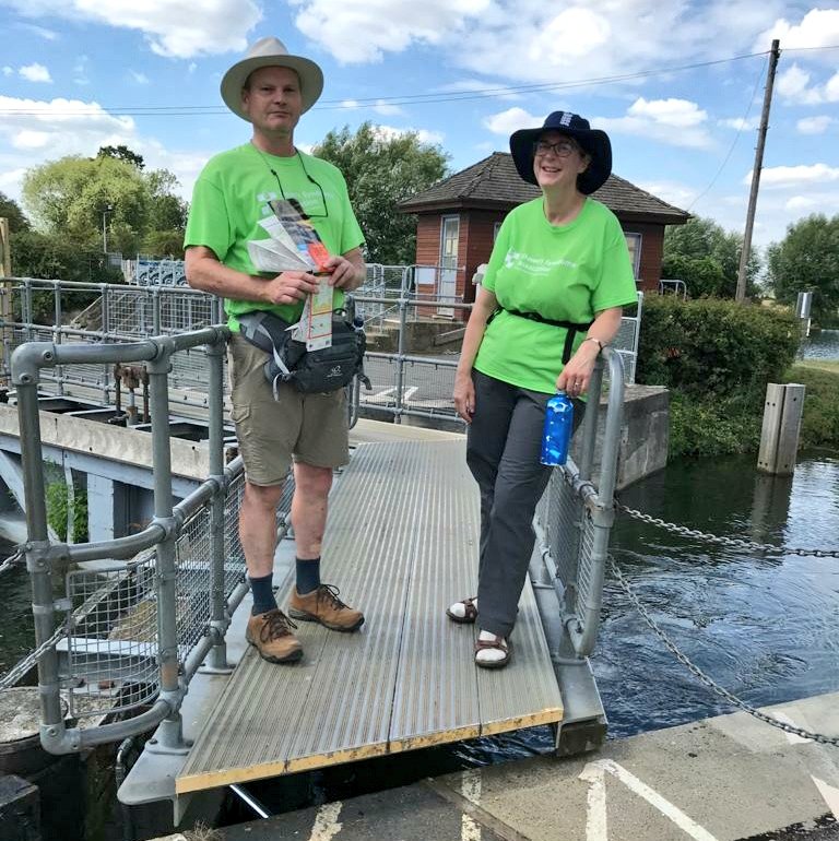andrew_dubock's tweet photo. Another day, another bridge! Crossing #DaysLock near #DorchesteronThames
C'mon Team #505050Walk - keep going! 👏 (Suggest you *don't* climb the Clumps today though!)
@mrsantonialee @DSAInfo @StHelensSchool #DSA50 https://t.co/JIkRgiywW5