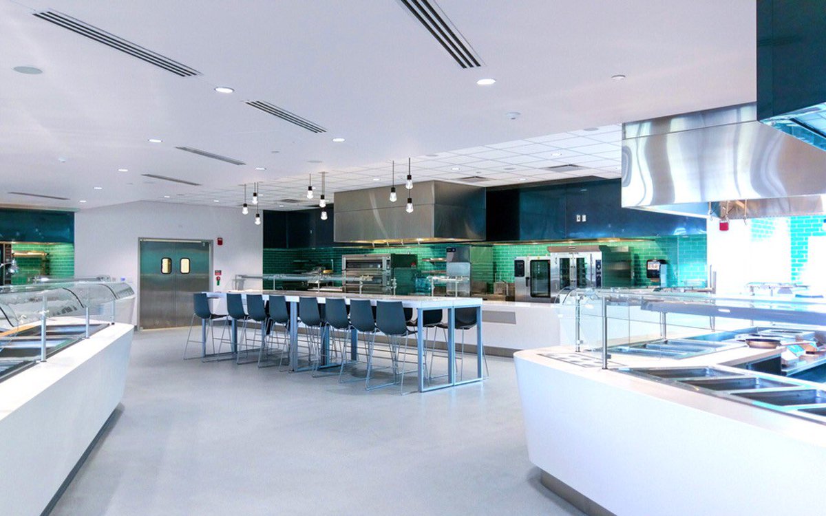 ucmainstreet's tweet photo. We are excited to welcome back our Bearcats this fall! Make sure to check out our Fall 2020 Dining Updates page on https://t.co/uE8d9Jqf0l for the latest updates! #ucdining #fall2020 #bearcats https://t.co/8HxezZsM1C
