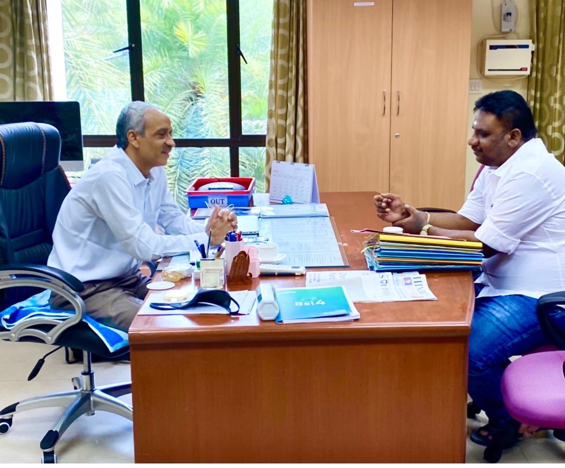 DrRGAnandIND's tweet photo. 22/07/2020
@TamilNadu
#Chennai #ICMR
#ICMRStudies
Had a valuable discussion with Chennai #ICMR Respected Director Dr. ManojVMurhekar regarding their research on #COVID19, also heard on #PCRKit which gives results in 30 mins approved by @ICMRDELHI
#IndiaFightsCOVID19 https://t.co/jgbHTGK4WT