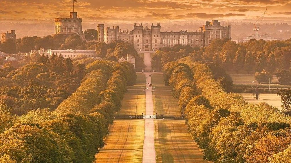 a4carsslough's tweet photo. TRULY AMAZING VIEWS! 😍
Never been to Windsor's Great Park? You HAVE to try it for incredible views like these! 🙌
We'll take you! 🚕
📞 01753 672672
📲 https://t.co/JYeVBLVKYc

[📸. IG: excellent_britain]

#A4CarsSlough #Slough #Berkshire #VisitSlough #VisitBerkshire https://t.co/LOuEpOXLeY