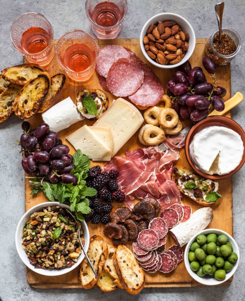 "Wine Wednesday" tonight! conta.cc/3hp4XhQ