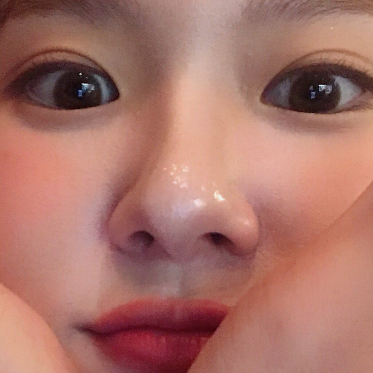 ANS_official_'s tweet photo. [#로연]
깡총-🐰쥬하🎀 오늘은 쥬쥬가 좋아하는 얼굴 확대샷🤪🤪💗 깜짝 놀랐죠? 헤헤 예전부터 지금까지 모음이에요😚 오늘도 엔제리들 생각하면서~ 💗쥬나잇💗
#ANS #AngelNSoul #에이엔에스
#ROYEON https://t.co/8NrJWtsZcW