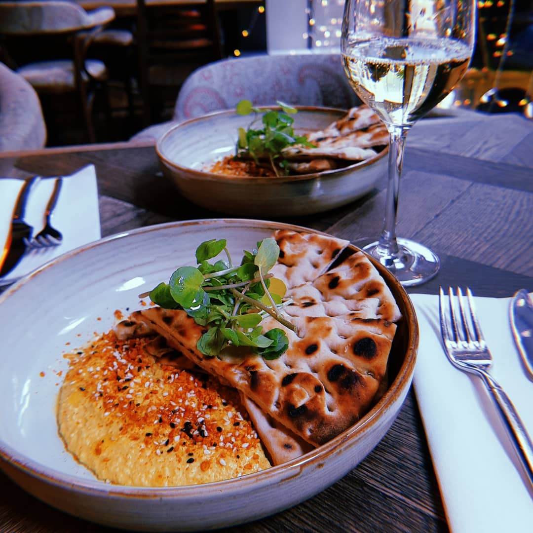 runninghorseAld's tweet photo. Our Hummus, Dukkah &amp; charred flatbread - perfect for a light lunch, started or just a snack. The  all-rounder on our menu! https://t.co/TTciQBQbc0