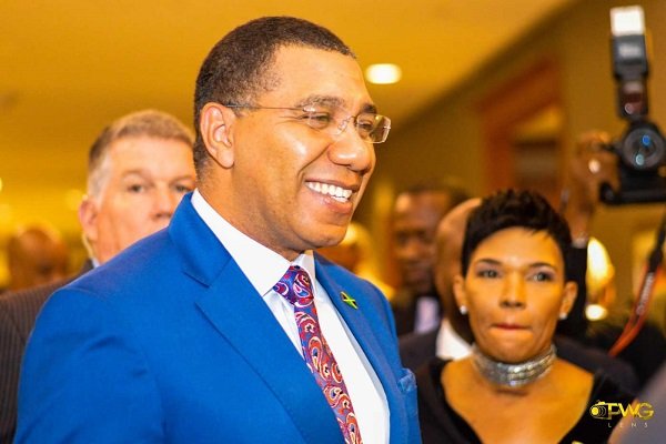 g2kjamaica's tweet photo. Happy birthday to our Prime Minister the Most Hon. Andrew Holness, ON, MP.#Brogod #PROSPERITYโ๐พ๐๐We are inspired by his journey & his leadership & wish for him another term to do what he loves, which is serve the ๐ฏ๐ฒ people.
We wish for you an enjoyable day @AndrewHolnessJM https://t.co/aHGYMwbYHz