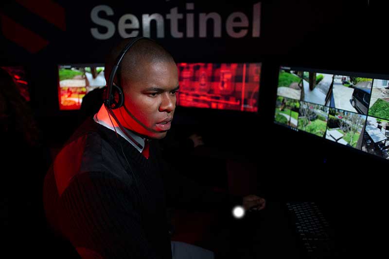 b8ta's tweet photo. Deep Sentinel combines connected cameras and real human beings to protect your home. Special @deep_sentinel 15% offer this week at #b8ta.
https://t.co/W6ZM7wfqjD
#AlwaysProtected #DeepSentinel #SaferTogether https://t.co/LN5nPNFe6E