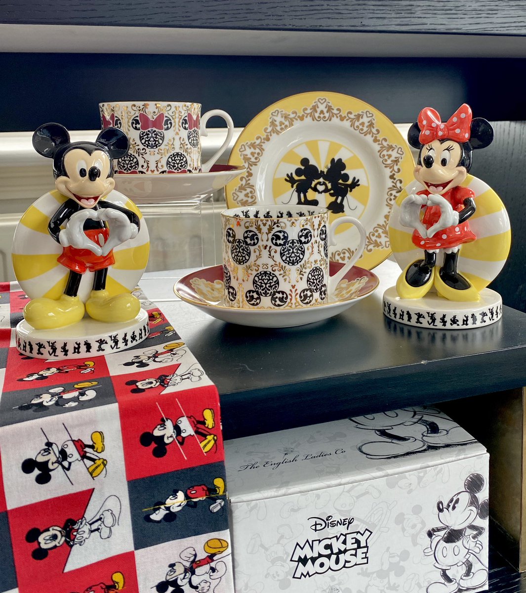 EnglishLadiesCo's tweet photo. The Modern Mickey and Minnie espresso tea sets and plates are perfect for that afternoon break! 💛❤️ #mickeymouse #mickeyandminnie #disney #disneymouse #disneycollecter https://t.co/8IZPCr9jzP