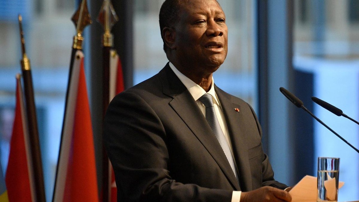 RFI's tweet photo. Présidentielle ivoirienne: les députés RHDP appellent Alassane Ouattara à se représenter https://t.co/zCFXFDtjGP https://t.co/GYrw2g6QAr