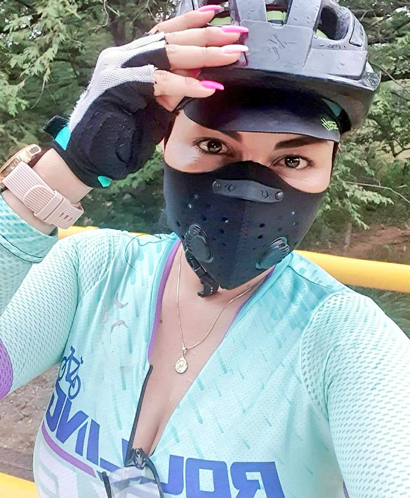 AndriuFM's tweet photo. Les traje café ☕ de #ElAlto para que no digan, que no invito nada!!!
#40kms de amor por el pedal 🚴♂️🍃🦋 #Valledupar #LasRaices #ElAlto #LosCorazones https://t.co/HGr9pasqNy