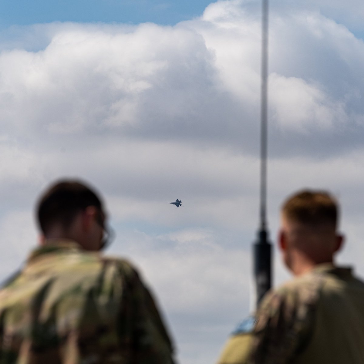 F35demoteam's tweet photo. It's #airshow time!!
We'll be flying over the @90thMissileWing for the #WingsoverWarren airshow in #Cheyenne, #Wyoming.
We'll be in a heritage flight with the @F22DemoTeam and @A10DemoTeam at 1055 MDT.
Flight time for our demo today is 1107 MDT.
#Sendit ⚡⚡ https://t.co/WxlljDADib