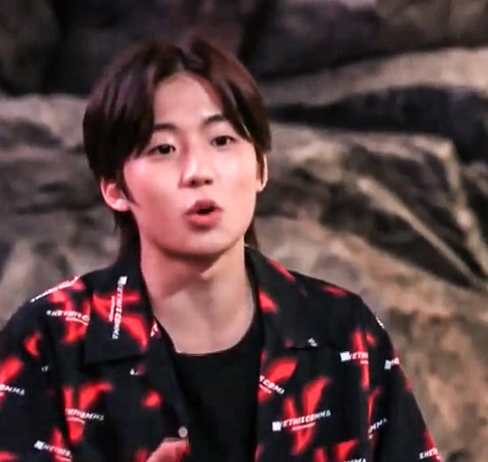 LeeGeonuPH's tweet image. [📸] 200722 #ILAND_EP4

Please keep on tapping hearts for Geonu! 🔥

#아이랜드 #I_LAND #ILAND #GEONU #이건우

© ilandpicss